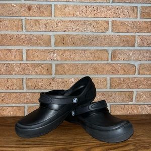 CROCS Women’s size 8 Clogs